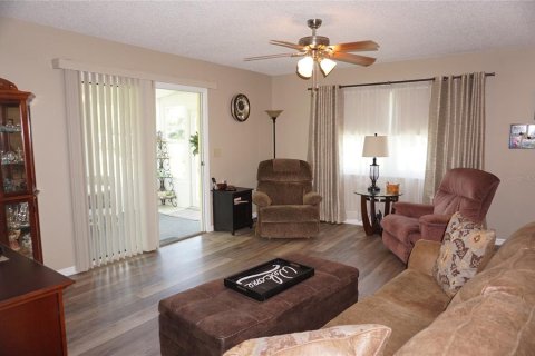 House in Ocala, Florida 2 bedrooms, 93.65 sq.m. № 1846540 - photo 7