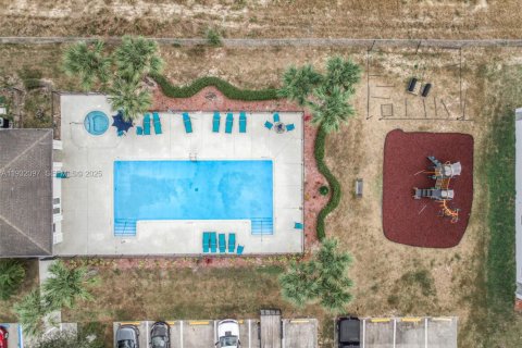 Снять в аренду виллу или дом в Себринг, Флорида 3 спальни, 118.17м2, № 1991756 - фото 8