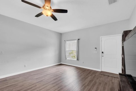 Casa en venta en Pinellas Park, Florida, 3 dormitorios, 134.15 m2 № 2156008 - foto 3