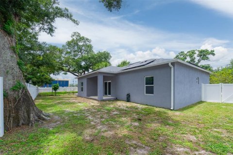Casa en venta en Pinellas Park, Florida, 3 dormitorios, 134.15 m2 № 2156008 - foto 24