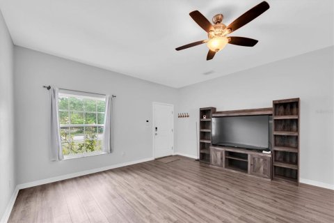 Casa en venta en Pinellas Park, Florida, 3 dormitorios, 134.15 m2 № 2156008 - foto 2