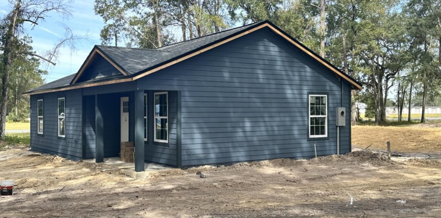 House in Hampton, Florida 3 bedrooms, 93.65 sq.m. № 766802