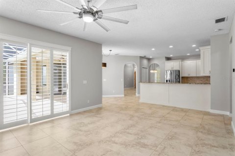House in Tampa, Florida 4 bedrooms, 211.35 sq.m. № 2093761 - photo 26