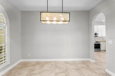 House in Tampa, Florida 4 bedrooms, 211.35 sq.m. № 2093761 - photo 16