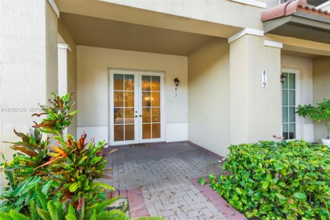 Copropriété à louer à Pembroke Pines, Floride: 3 chambres, 122.17 m2 № 2414429 - photo 7