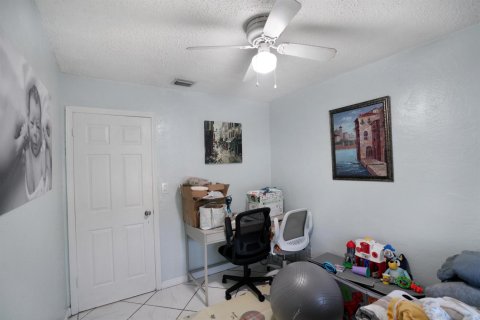 Casa en venta en Fort Lauderdale, Florida, 3 dormitorios, 145.86 m2 № 2077856 - foto 24