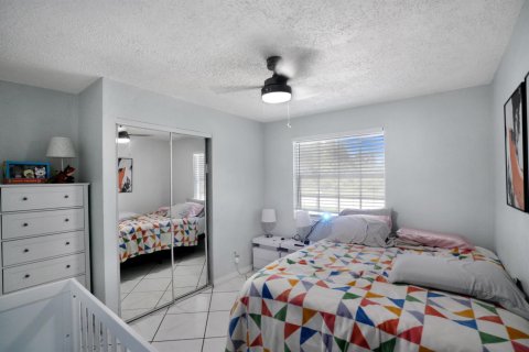 Casa en venta en Fort Lauderdale, Florida, 3 dormitorios, 145.86 m2 № 2077856 - foto 20