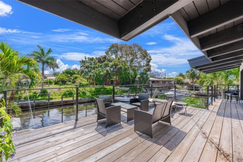 House in Deerfield Beach, Florida 5 bedrooms, 263.47 sq.m. № 2067374 - photo 23