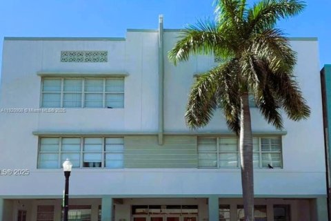 Снять в аренду кондоминиум в Майами-Бич, Флорида 1 спальня, 41.16м2, № 1975065 - фото 15