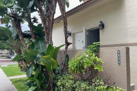 Adosado en Boca Raton, Florida 3 dormitorios, 117.71 m2 № 2192398