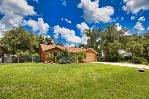Casa en venta en North Port, Florida, 3 dormitorios, 112.97 m2 № 1901231 - foto 2