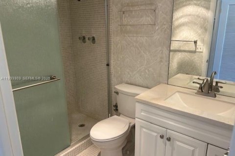 Copropriété à vendre à Bay Harbor Islands, Floride: 2 chambres, 110.74 m2 № 1992616 - photo 10