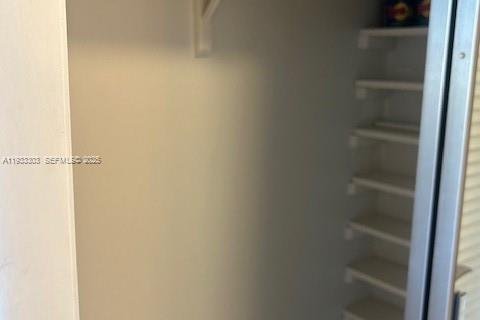 Copropriété à vendre à Bay Harbor Islands, Floride: 2 chambres, 110.74 m2 № 1992616 - photo 8