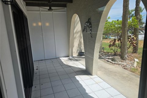 Condominio en venta en Saint Petersburg, Florida, 2 dormitorios, 106.37 m2 № 2285064 - foto 7