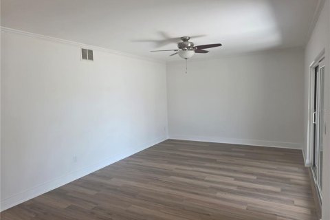 Condominio en venta en Saint Petersburg, Florida, 2 dormitorios, 106.37 m2 № 2285064 - foto 18