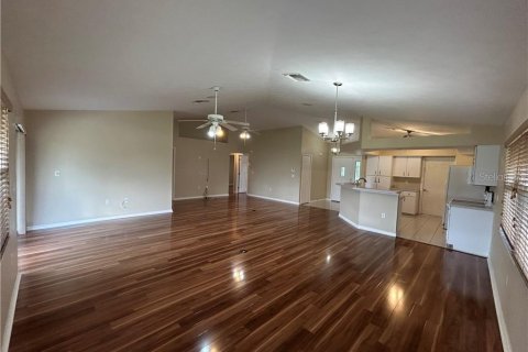 House in Sebring, Florida 3 bedrooms, 153.94 sq.m. № 1829597 - photo 14