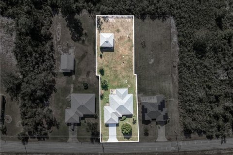 House in Sebring, Florida 3 bedrooms, 153.94 sq.m. № 1829597 - photo 3