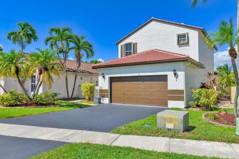 Casa en venta en Pembroke Pines, Florida, 3 dormitorios, 145.67 m2 № 1993811 - foto 24