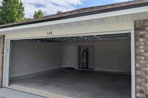 Casa en venta en Palm Coast, Florida, 4 dormitorios, 210.42 m2 № 2213250 - foto 4