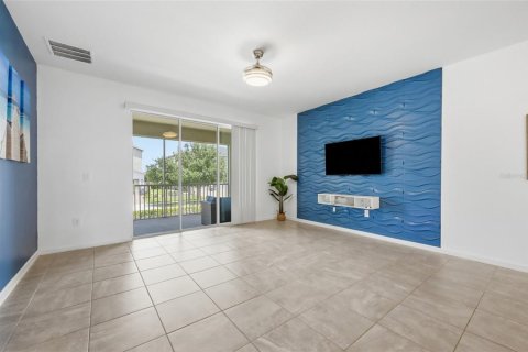 Condominio en venta en Davenport, Florida, 3 dormitorios, 166.11 m2 № 2202333 - foto 14