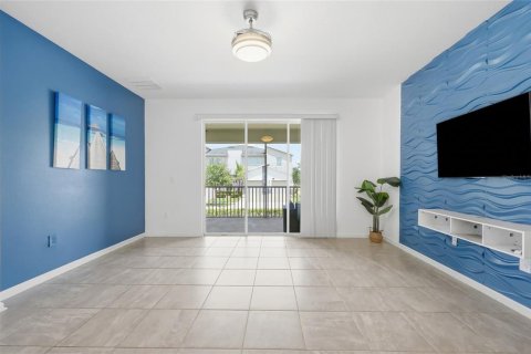 Condominio en venta en Davenport, Florida, 3 dormitorios, 166.11 m2 № 2202333 - foto 15