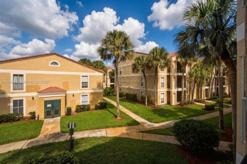 Condo in Coral Springs, Florida, 1 bedroom  № 2186148 - photo 23