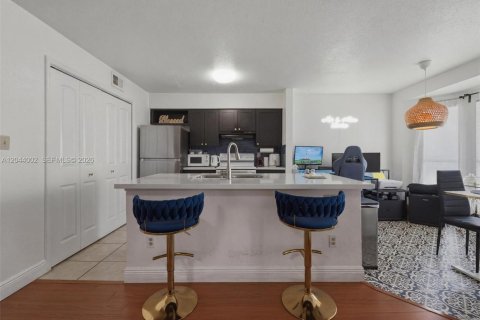 Condo in Coral Springs, Florida, 1 bedroom  № 2186148 - photo 10