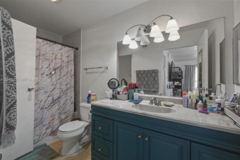 Condo in Coral Springs, Florida, 1 bedroom  № 2186148 - photo 16