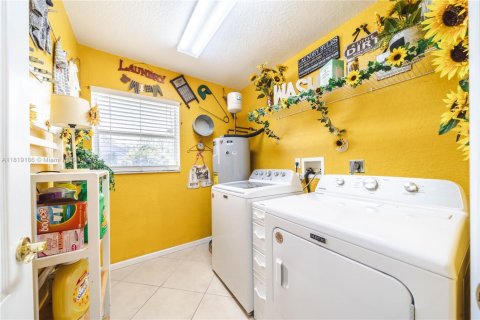 House in Loxahatchee Groves, Florida 4 bedrooms, 187.11 sq.m. № 1777771 - photo 16