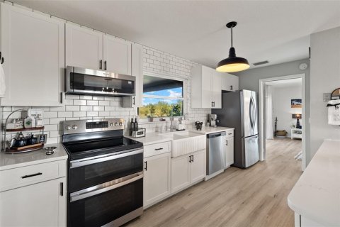 Купить виллу или дом в Аркадия, Флорида 11 комнат, 337.42м2, № 2114526 - фото 17