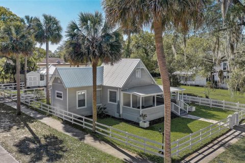 House in Orange City, Florida 4 bedrooms, 183.39 sq.m. № 1642415 - photo 2