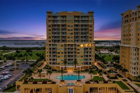 Condo à Palmetto, Floride, 2 chambres  № 2401142