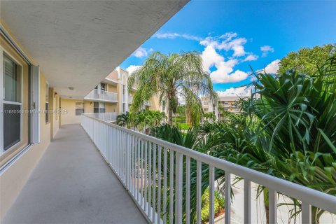 Copropriété à vendre à Sunrise, Floride: 2 chambres, 104.98 m2 № 1921929 - photo 26