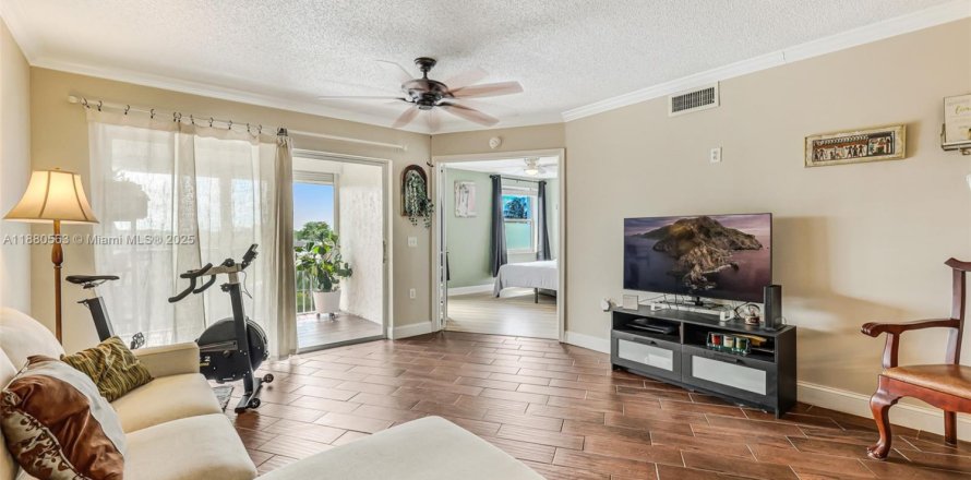 Condo à Sunrise, Floride, 2 chambres № 1921929