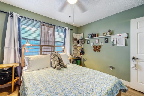 Copropriété à vendre à Sunrise, Floride: 2 chambres, 104.98 m2 № 1921929 - photo 22