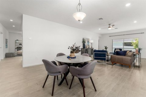 Villa ou maison à vendre à Alachua, Floride: 3 chambres, 195.84 m2 № 2426954 - photo 7