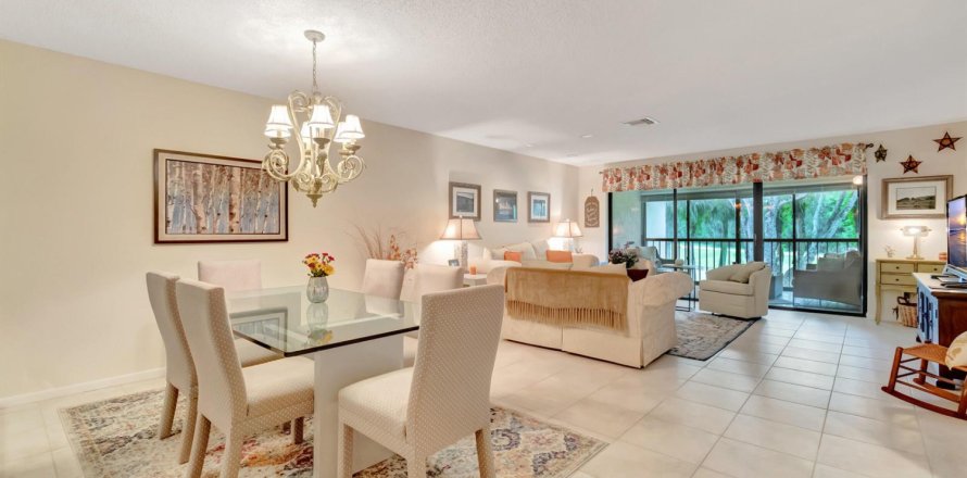 Condo in Boynton Beach, Florida, 2 bedrooms  № 2086857