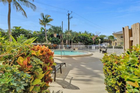 Condo in Fort Lauderdale, Florida, 2 bedrooms  № 2066706 - photo 13