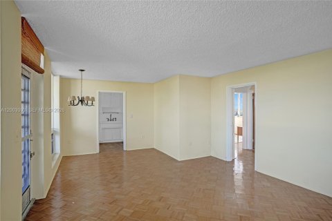 Condo in Fort Lauderdale, Florida, 2 bedrooms  № 2066706 - photo 4