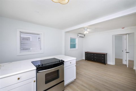 Appartement à louer à Saint Petersburg, Floride: 2 chambres, 65.03 m2 № 1829266 - photo 6