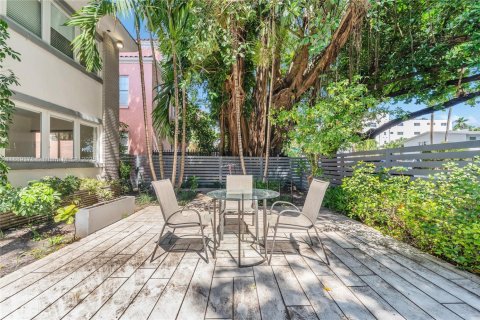Copropriété à vendre à Miami Beach, Floride: 1 chambre, 41.62 m2 № 1938696 - photo 16