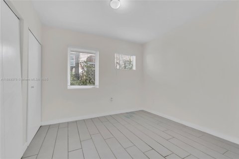 Copropriété à vendre à Miami Beach, Floride: 1 chambre, 41.62 m2 № 1938696 - photo 7