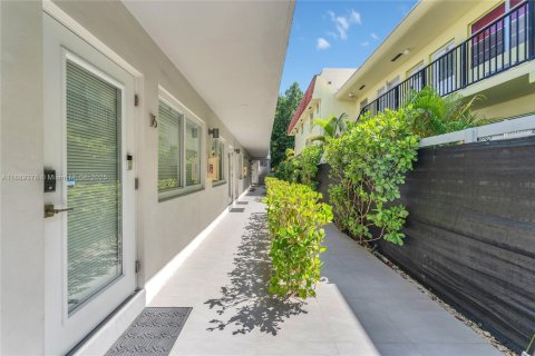 Copropriété à vendre à Miami Beach, Floride: 1 chambre, 41.62 m2 № 1938696 - photo 13