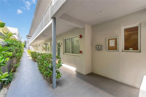 Copropriété à vendre à Miami Beach, Floride: 1 chambre, 41.62 m2 № 1938696 - photo 14
