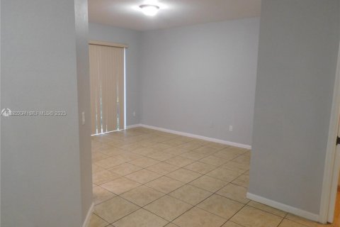 Touwnhouse à louer à Homestead, Floride: 3 chambres, 145.3 m2 № 1976705 - photo 22