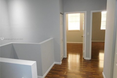 Touwnhouse à louer à Homestead, Floride: 3 chambres, 145.3 m2 № 1976705 - photo 15