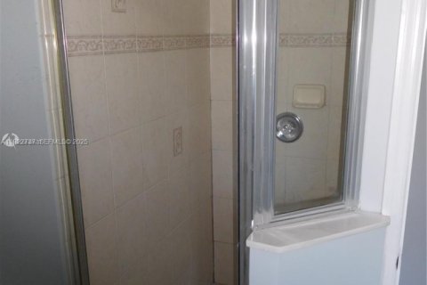 Touwnhouse à louer à Homestead, Floride: 3 chambres, 145.3 m2 № 1976705 - photo 27