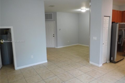 Touwnhouse à louer à Homestead, Floride: 3 chambres, 145.3 m2 № 1976705 - photo 20