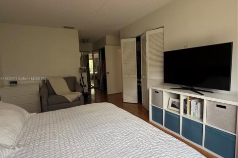 Townhouse in Doral, Florida 3 bedrooms, 159.05 sq.m. № 1779294 - photo 23