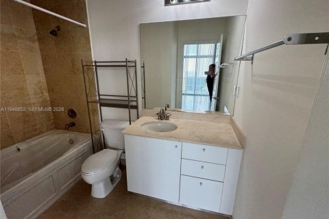 Снять в аренду кондоминиум в Холливуд, Флорида 1 спальня, 68.56м2, № 2004683 - фото 6